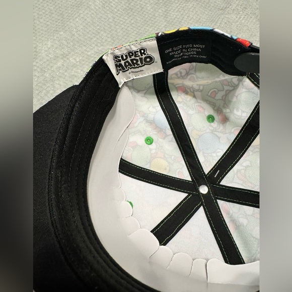 NWT Super Mario brothers Yoshi all over print SnapBack cap for men’s - Picture 5 of 7